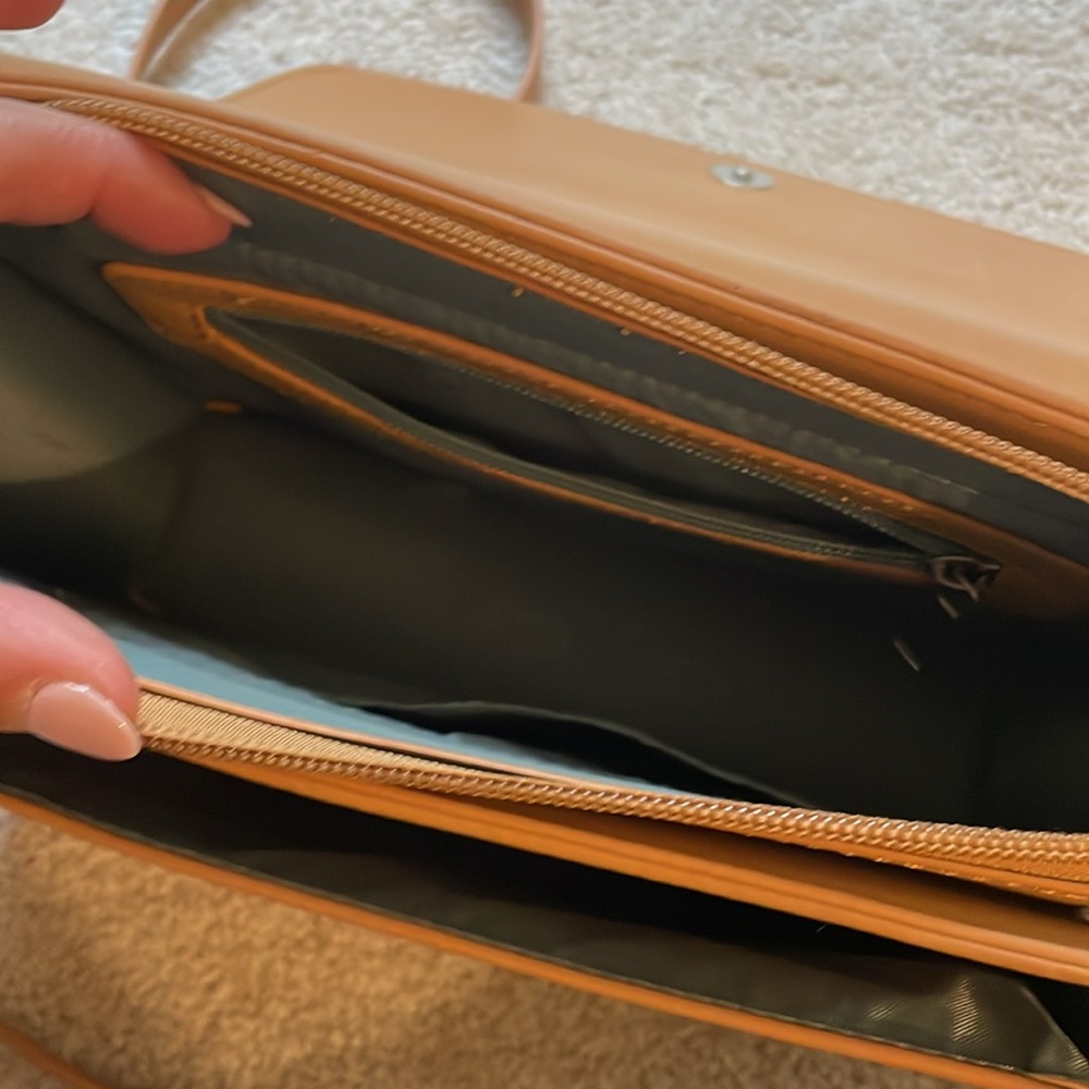 Pixie Mood cross body tan purse (Vegan leather) - Picture 6 of 12